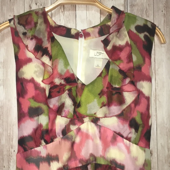 Loft Dress - Picture 2 of 4